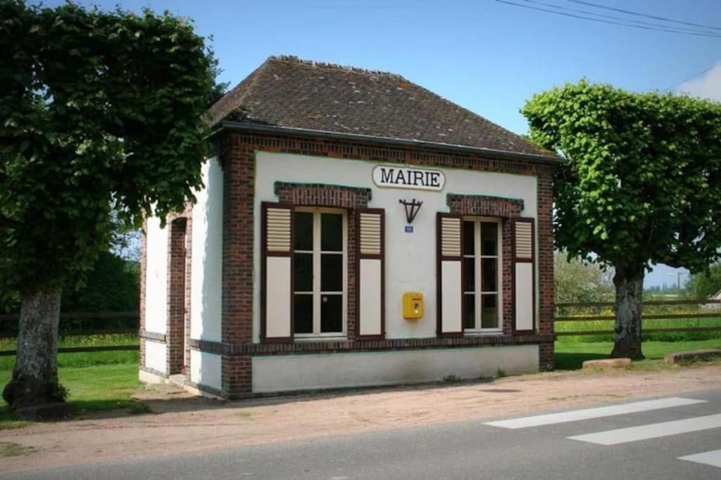 Domaine De Tardais, Ideal Famille Avec Piscine Et Nombreux Loisirs Senonches Экстерьер фото